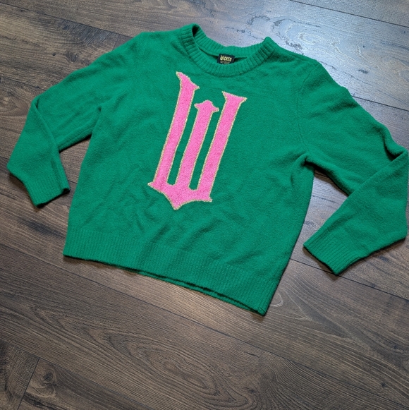 Wicked X Target By Paul Tazewell Green Pink Musical Women's Sweater Size Medium - Picture 2 of 8
